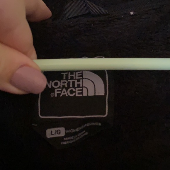 The north face jacket - Picture 2 of 4